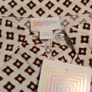 Lularoe NWT Shirt